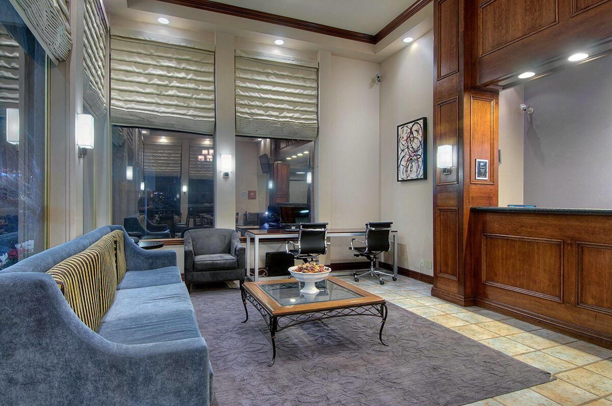 Los Prados Hotel San Mateo Dış mekan fotoğraf