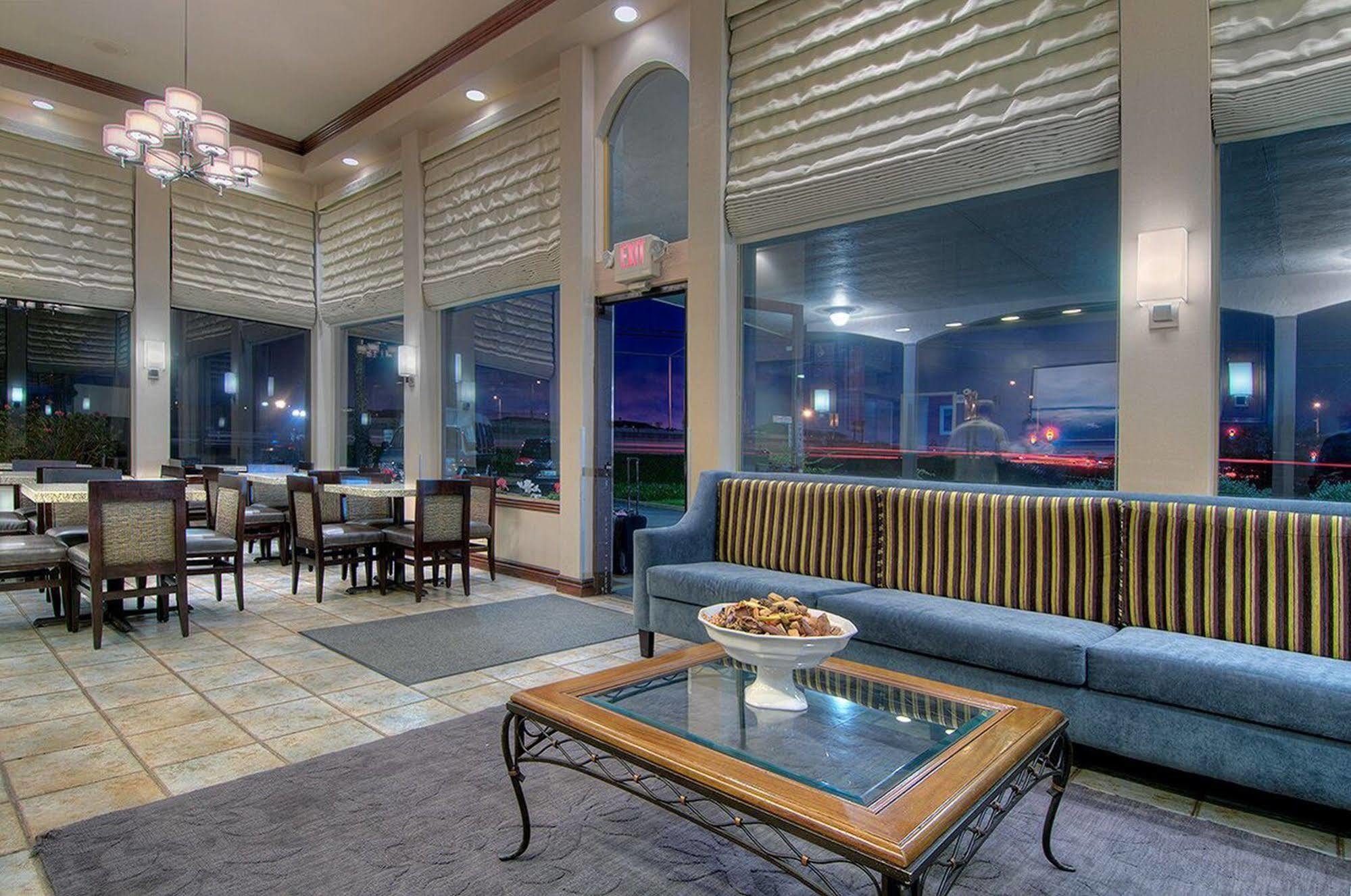 Los Prados Hotel San Mateo Dış mekan fotoğraf