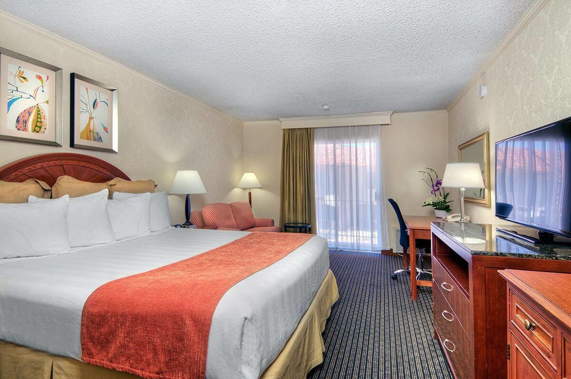 Los Prados Hotel San Mateo Dış mekan fotoğraf